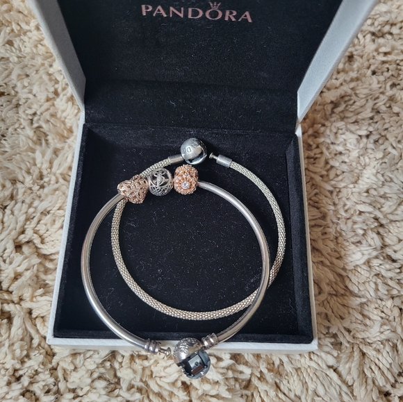 Pandora bracelets. - Picture 1 of 5